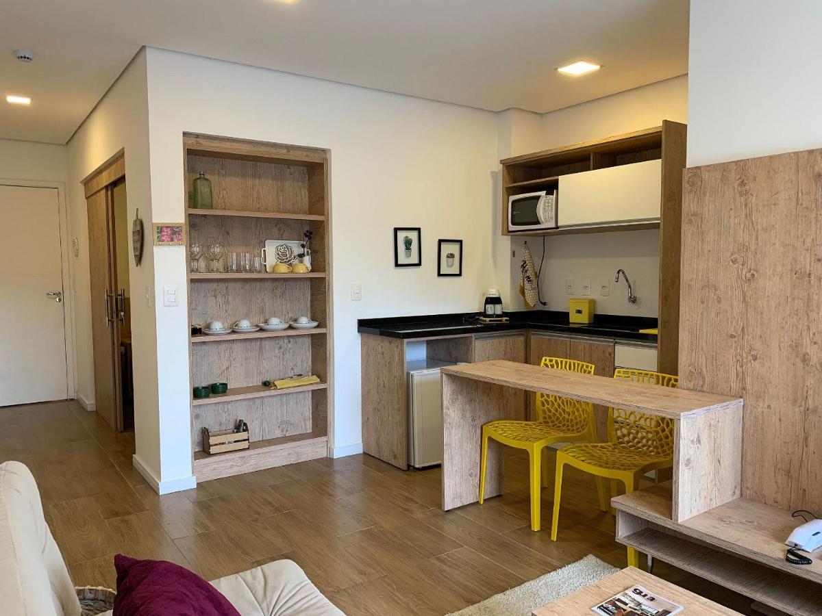 Flat Novo, Aconchegante E No Coracao Do Capivari / Internet + Aquecedores Кампус-ду-Жордан Екстер'єр фото