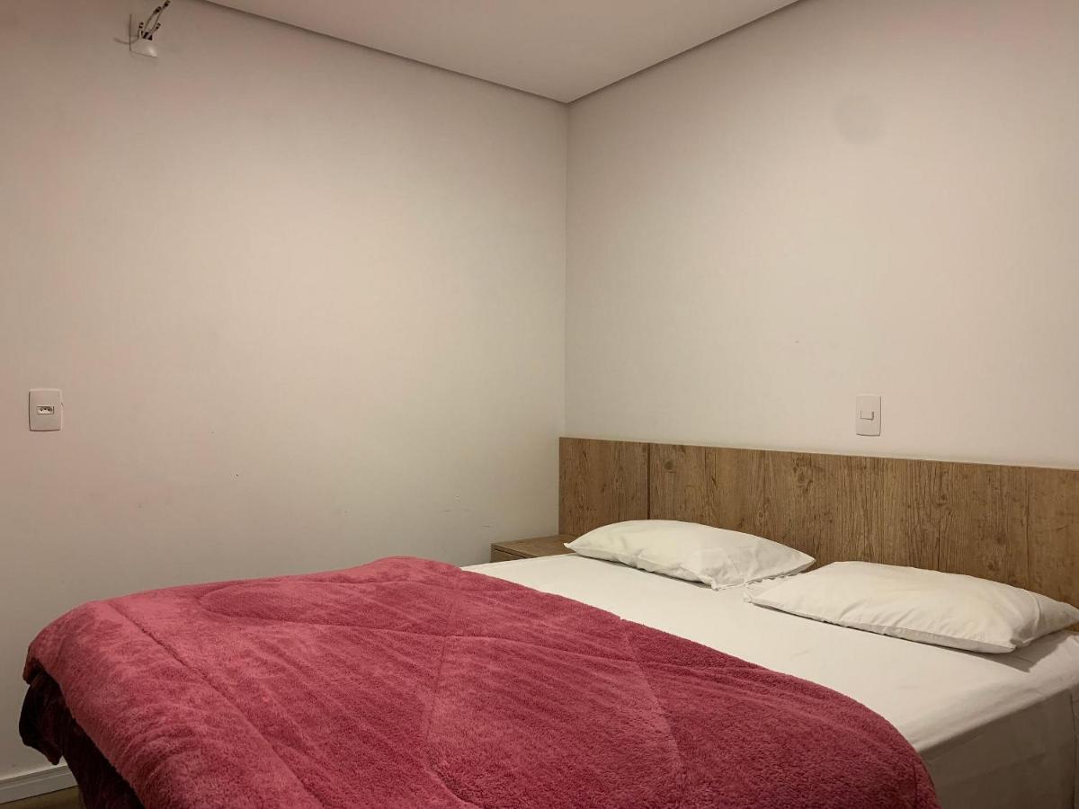Flat Novo, Aconchegante E No Coracao Do Capivari / Internet + Aquecedores Кампус-ду-Жордан Екстер'єр фото